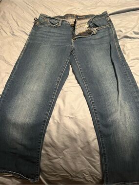 Rock & Republic Women's Faded Blue Ankle Jeans
